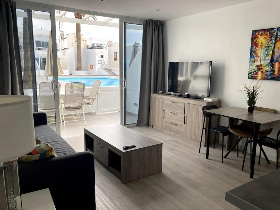 Puerto Del Carmen Airconditioned 2Bed Poolside Apt Экстерьер фото